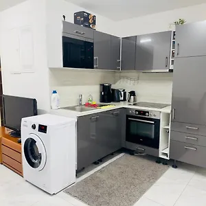 Apartment Fully Equipped 3 5 Bed, Hamburg
