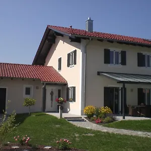 ferienhof-nirschl.com-bavaria.com/
