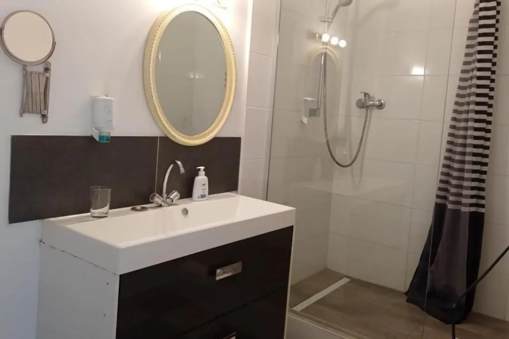 Apartment Mehrbett-Apartment 5 Citynah, Einfache Ausstattung Hamburg